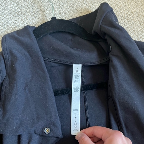 🍋🍋Lululemon Rulu Rally Wrap - Picture 3 of 6